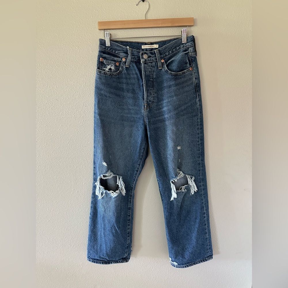 Levi’s Ribcage Straight Ankle Jeans Distressed Knees High Waist Denim Size 28